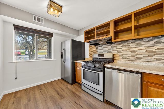 1575 Creekside Road A2, Whitehall Twp, PA 18052