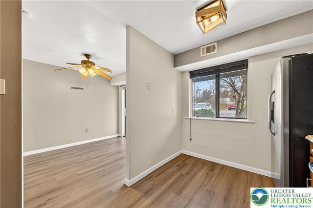 1575 Creekside Road A2, Whitehall Twp, PA 18052