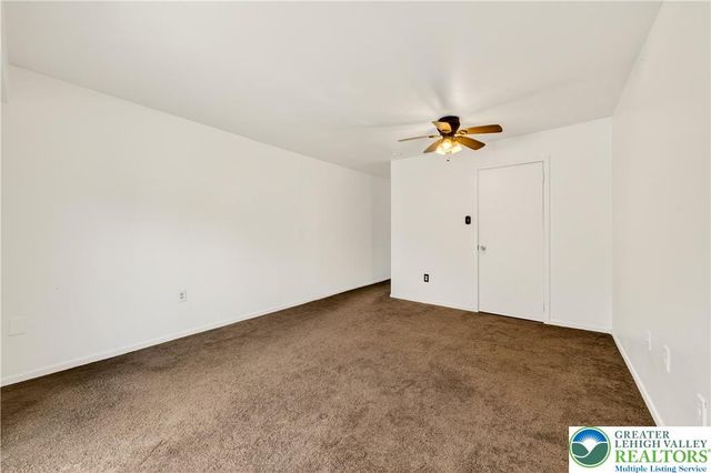 1575 Creekside Road A2, Whitehall Twp, PA 18052