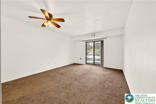 1575 Creekside Road A2, Whitehall Twp, PA 18052