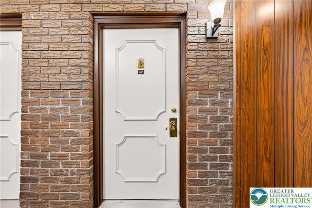 1575 Creekside Road A2, Whitehall Twp, PA 18052