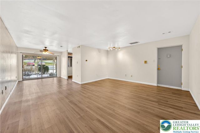 1575 Creekside Road A2, Whitehall Twp, PA 18052