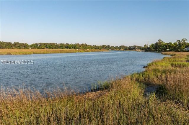 2224 Spanish Ct, Beaufort, SC 29902