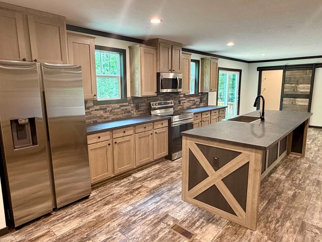 773 Grantham Drive, Cataula, GA 31804