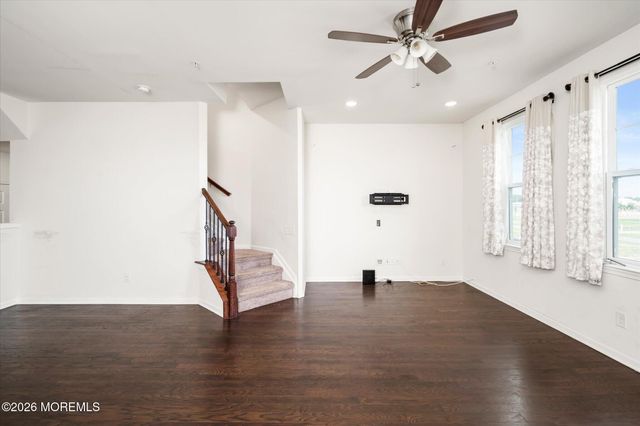 21 Green Street, North Brunswick, NJ 08902