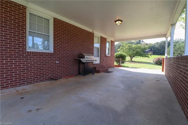 841 Anglin Mill Road, Stoneville, NC 27048