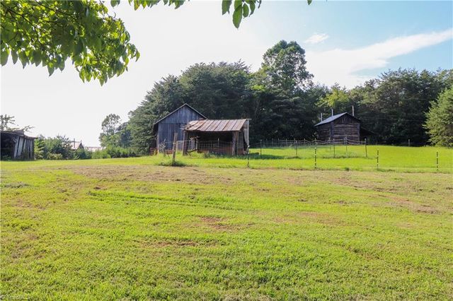 841 Anglin Mill Road, Stoneville, NC 27048