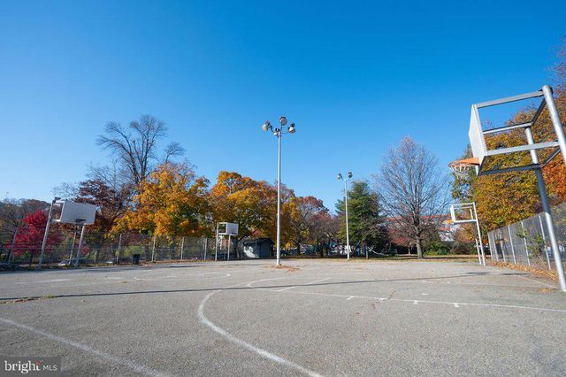 3409 W LIPPINCOTT ST, Philadelphia, PA 19132