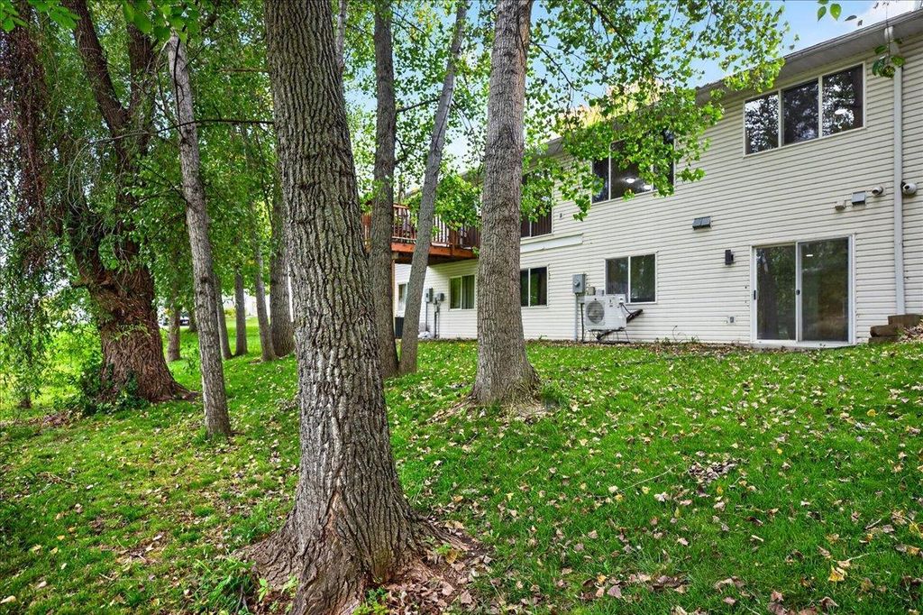 8002 Marsh Run Court, Rockford, MN 55373 — photo 4