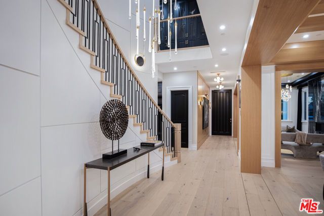 806 N Gardner Street, Los Angeles, CA 90046