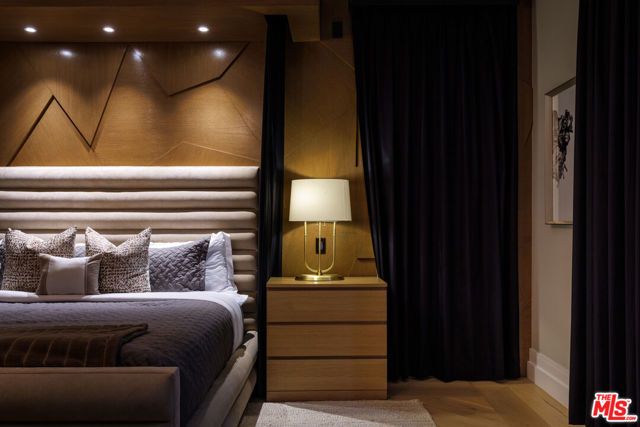 806 N Gardner Street, Los Angeles, CA 90046