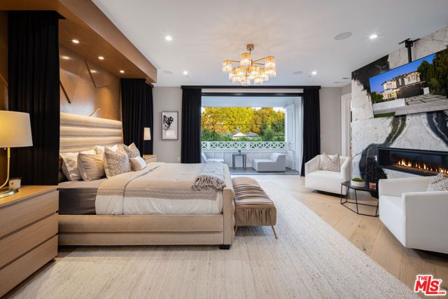 806 N Gardner Street, Los Angeles, CA 90046