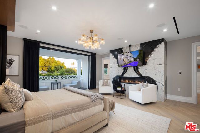 806 N Gardner Street, Los Angeles, CA 90046