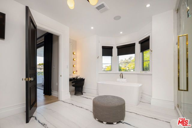 806 N Gardner Street, Los Angeles, CA 90046