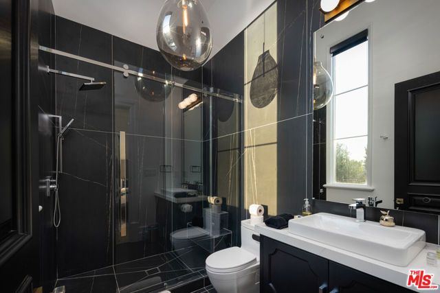 806 N Gardner Street, Los Angeles, CA 90046