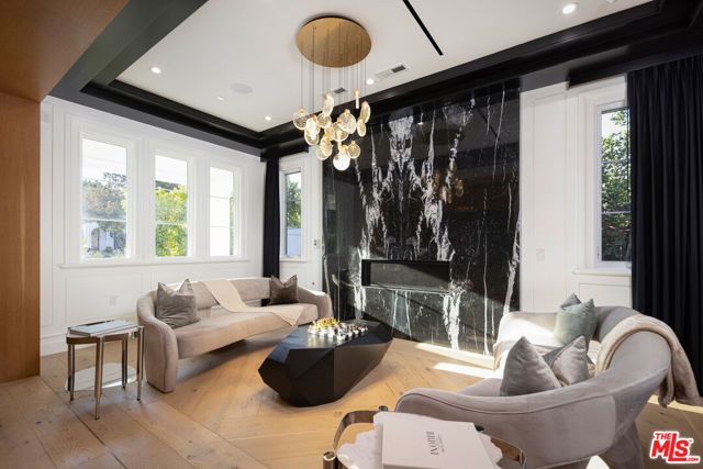 806 N Gardner Street, Los Angeles, CA 90046