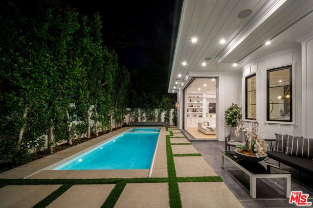 806 N Gardner Street, Los Angeles, CA 90046