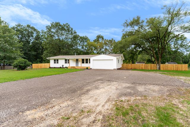 465 Carr Road, Muskegon, MI 49442