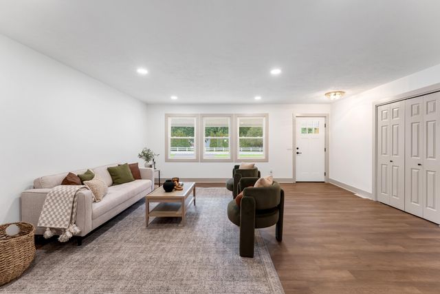 465 Carr Road, Muskegon, MI 49442