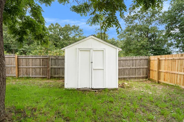 465 Carr Road, Muskegon, MI 49442