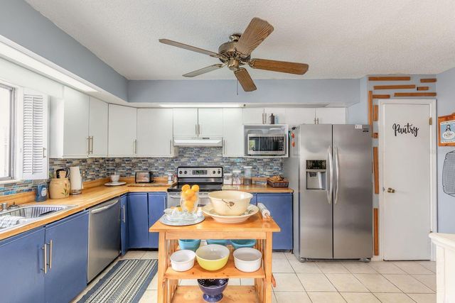 3130 ROYAL PALM DRIVE, Edgewater, FL 32141