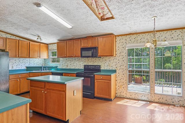 125 Cove Creek Drive, Rutherfordton, NC 28139