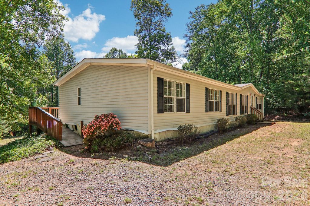 125 Cove Creek Drive, Rutherfordton, NC 28139