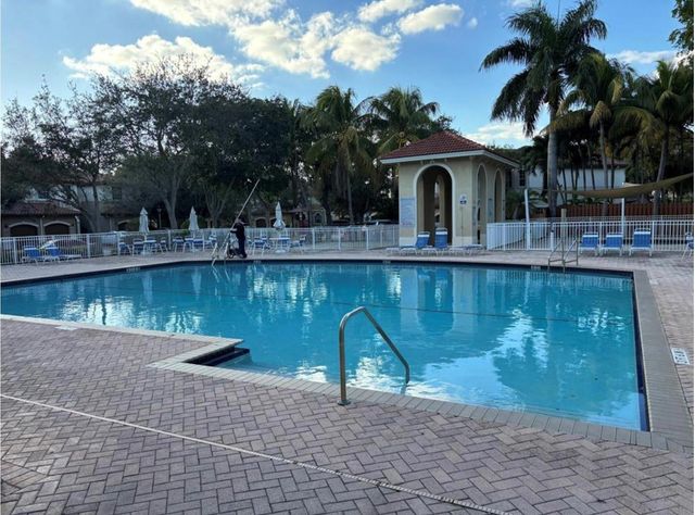 4903 SW 140th Terrace, Miramar, FL 33027