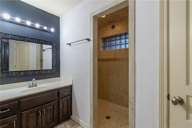 204 County Road 1331 Cr, Alice, TX 78332