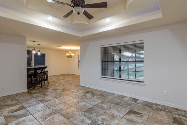 204 County Road 1331 Cr, Alice, TX 78332
