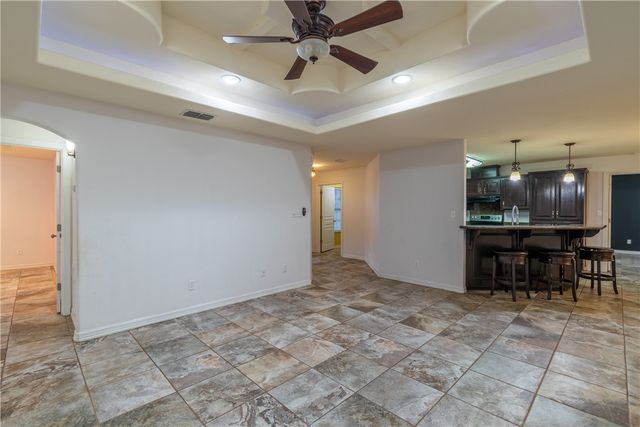 204 County Road 1331 Cr, Alice, TX 78332