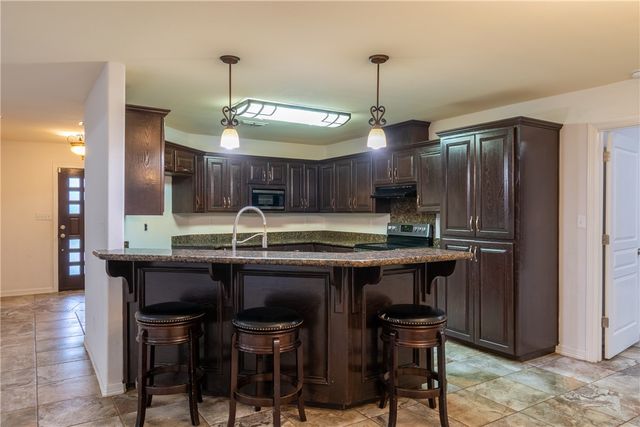 204 County Road 1331 Cr, Alice, TX 78332