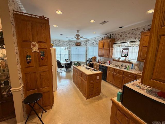 3 Bear Trail Cove, Little Rock, AR 72210