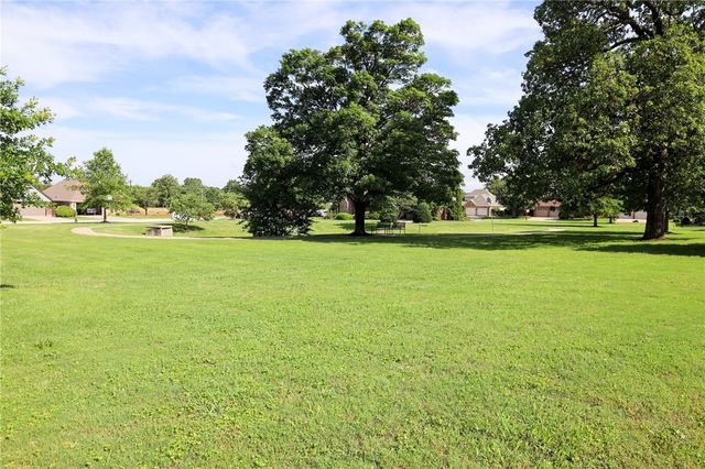 5744 Staro Lane, Springdale, AR 72762