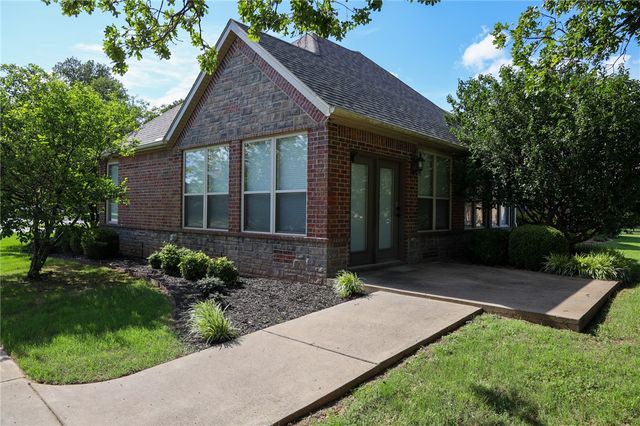 5744 Staro Lane, Springdale, AR 72762