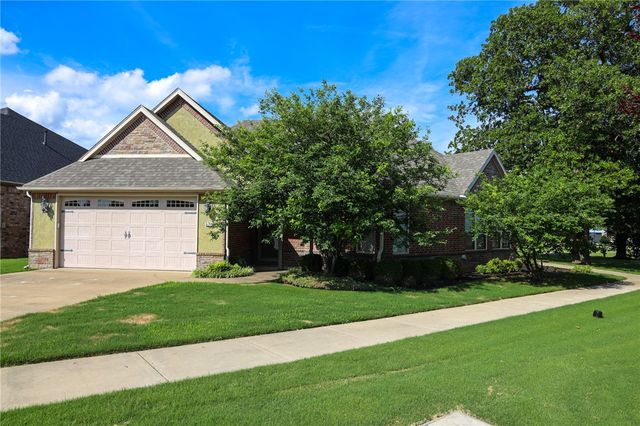 5744 Staro Lane, Springdale, AR 72762