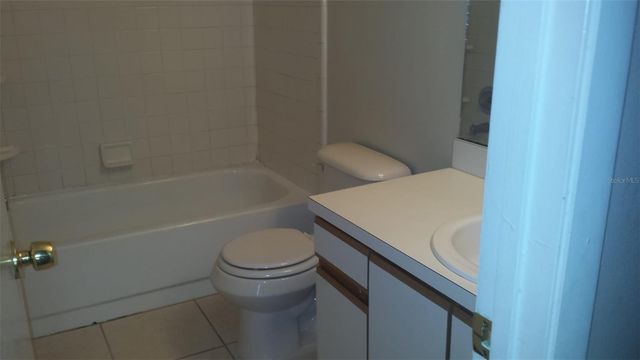 11020 YORKSHIRE RIDGE COURT, Orlando, FL 32837
