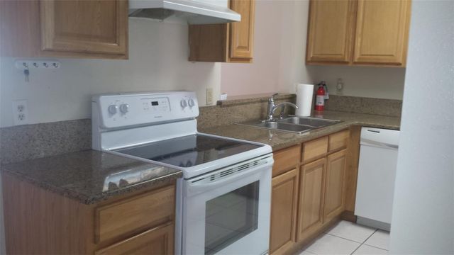 11020 YORKSHIRE RIDGE COURT, Orlando, FL 32837