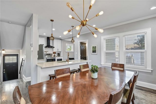 3281 Kildare Road, Cleveland Heights, OH 44118