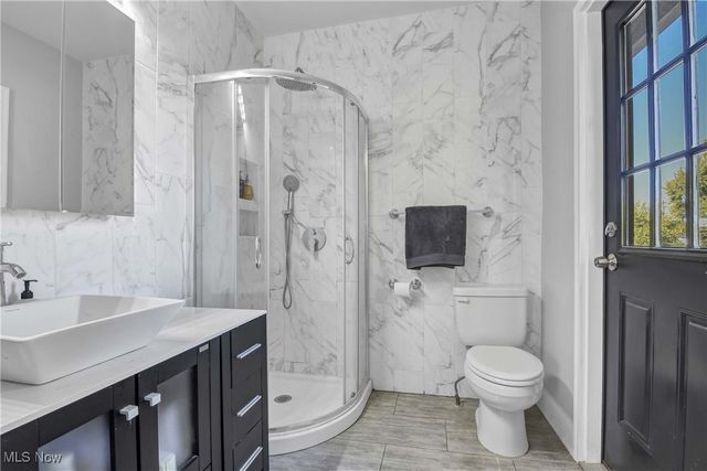 3281 Kildare Road, Cleveland Heights, OH 44118