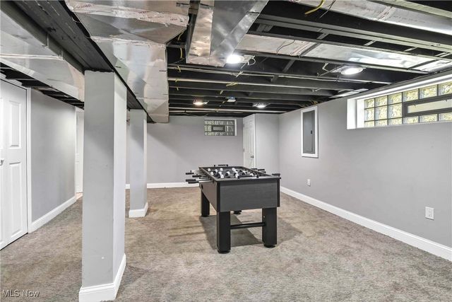 3281 Kildare Road, Cleveland Heights, OH 44118