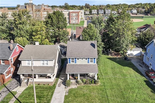 3281 Kildare Road, Cleveland Heights, OH 44118