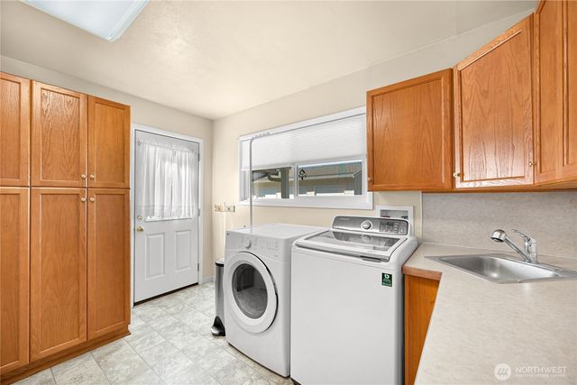 3942 Brown Road, Ferndale, WA 98248