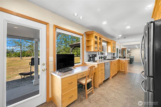 3942 Brown Road, Ferndale, WA 98248