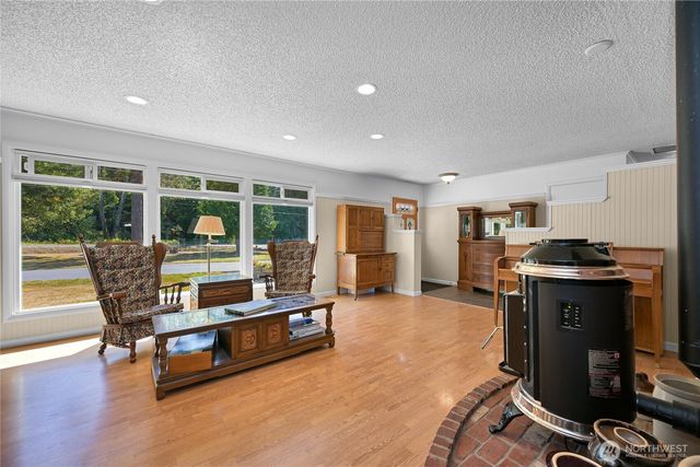 3942 Brown Road, Ferndale, WA 98248