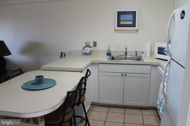 300 ROBIN DR #212, Ocean City, MD 21842