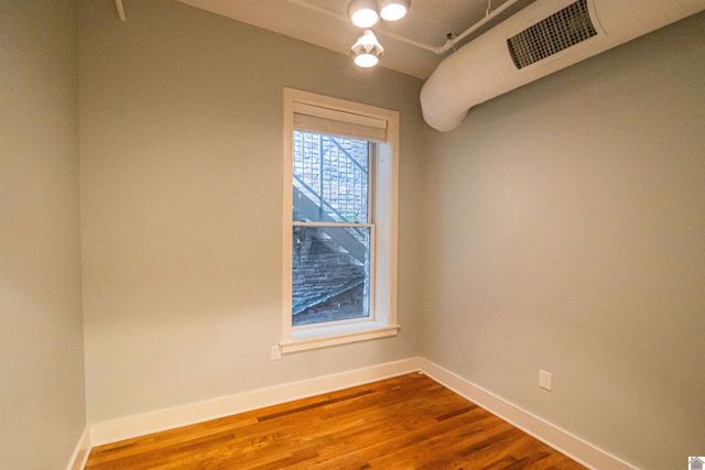 104 S 3rd Unit 3, Paducah, KY 42003