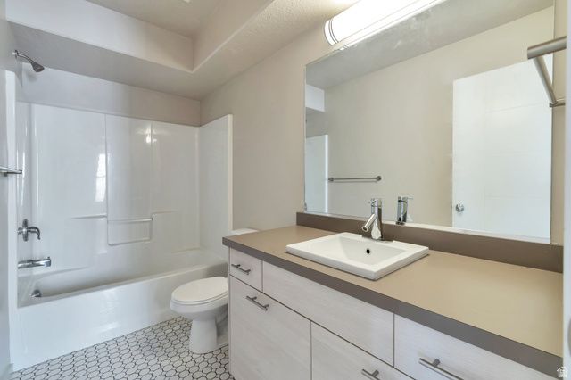 11611 S ALEXANDRIA, South Jordan, UT 84009