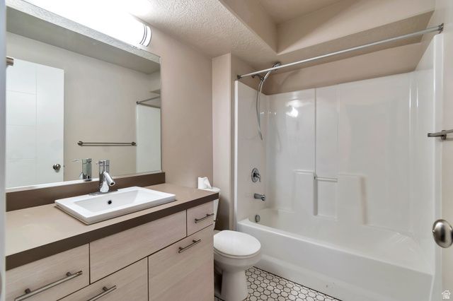 11611 S ALEXANDRIA, South Jordan, UT 84009
