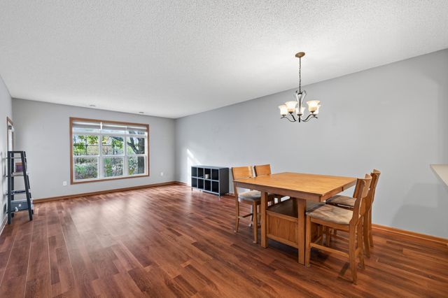 1099 Barclay Street, Saint Paul, MN 55106